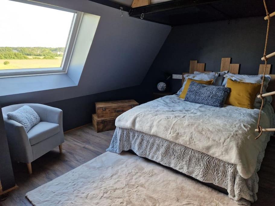 Chalet Industriel Avec Filet Et Spa Sorigny エクステリア 写真